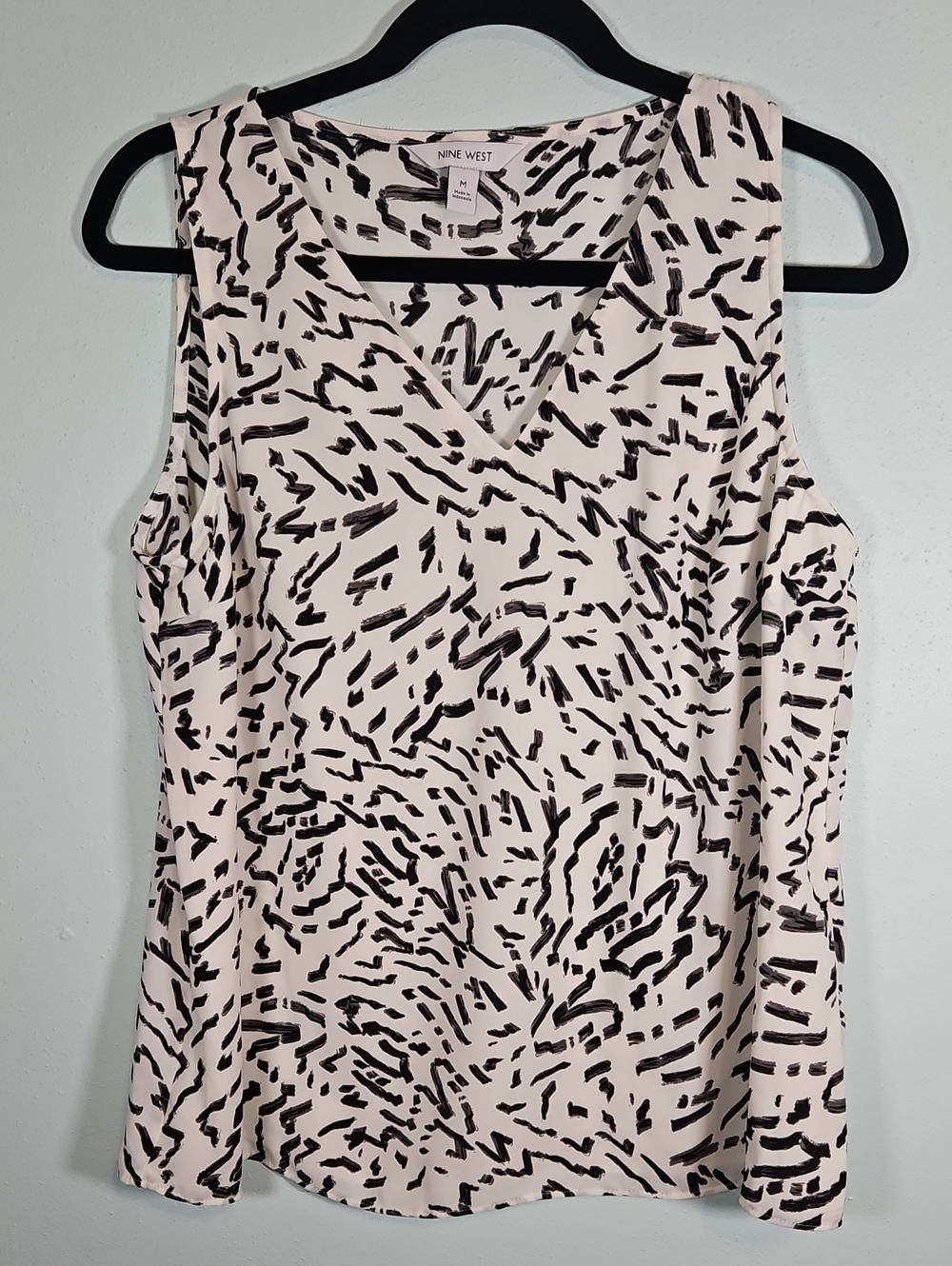 Nine West Cream Tank Top with Black Abstract Print